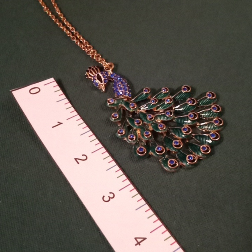 EUC Lot Of 4 Gold-Tone Statement Jewelry Including Choker, Peacock Pendant - Picture 10 of 10